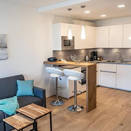 Apartment 9 Alpe Maritima - Lakeview Mit Bergkulisse
